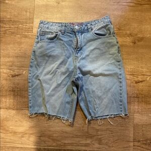 Casual Light Blue Loose Denim Shorts